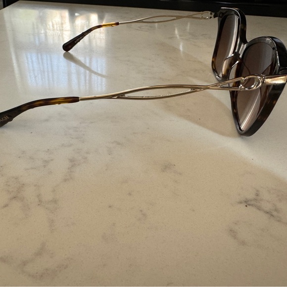 Women’s coach sunglasses - Picture 3 of 4